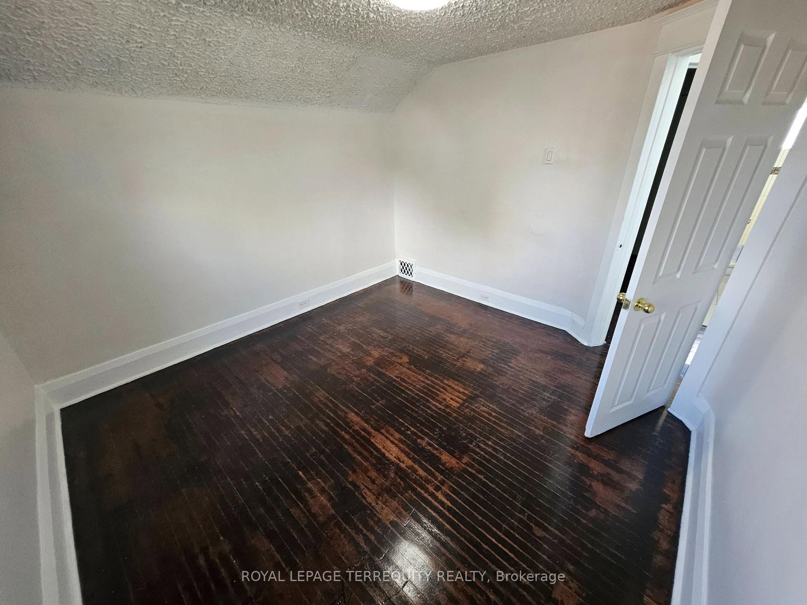 14 Hollis Street - Photo 30