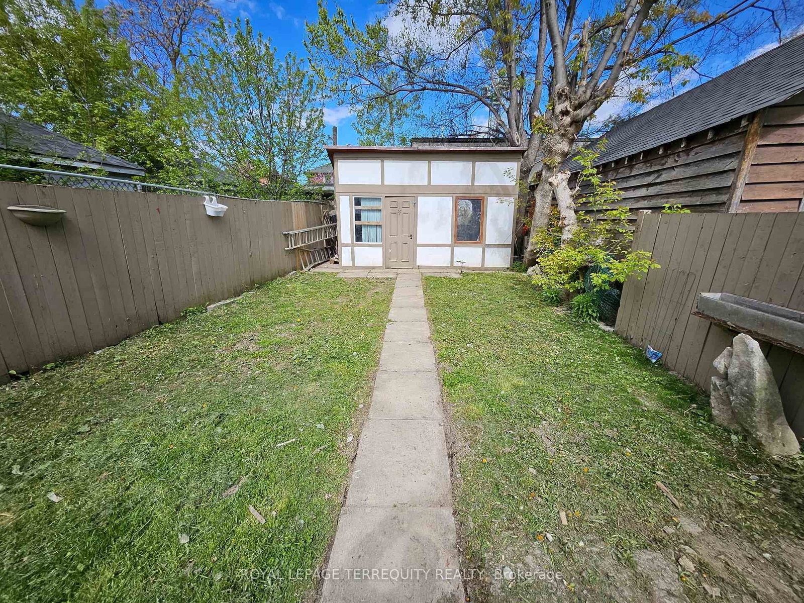 14 Hollis Street - Photo 36