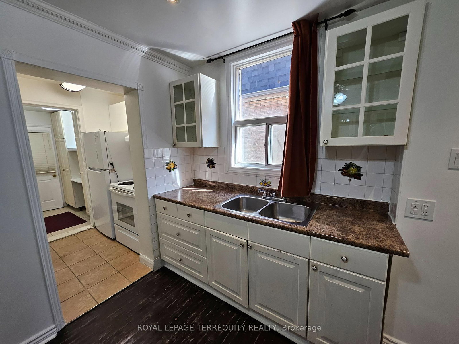 14 Hollis Street - Photo 8
