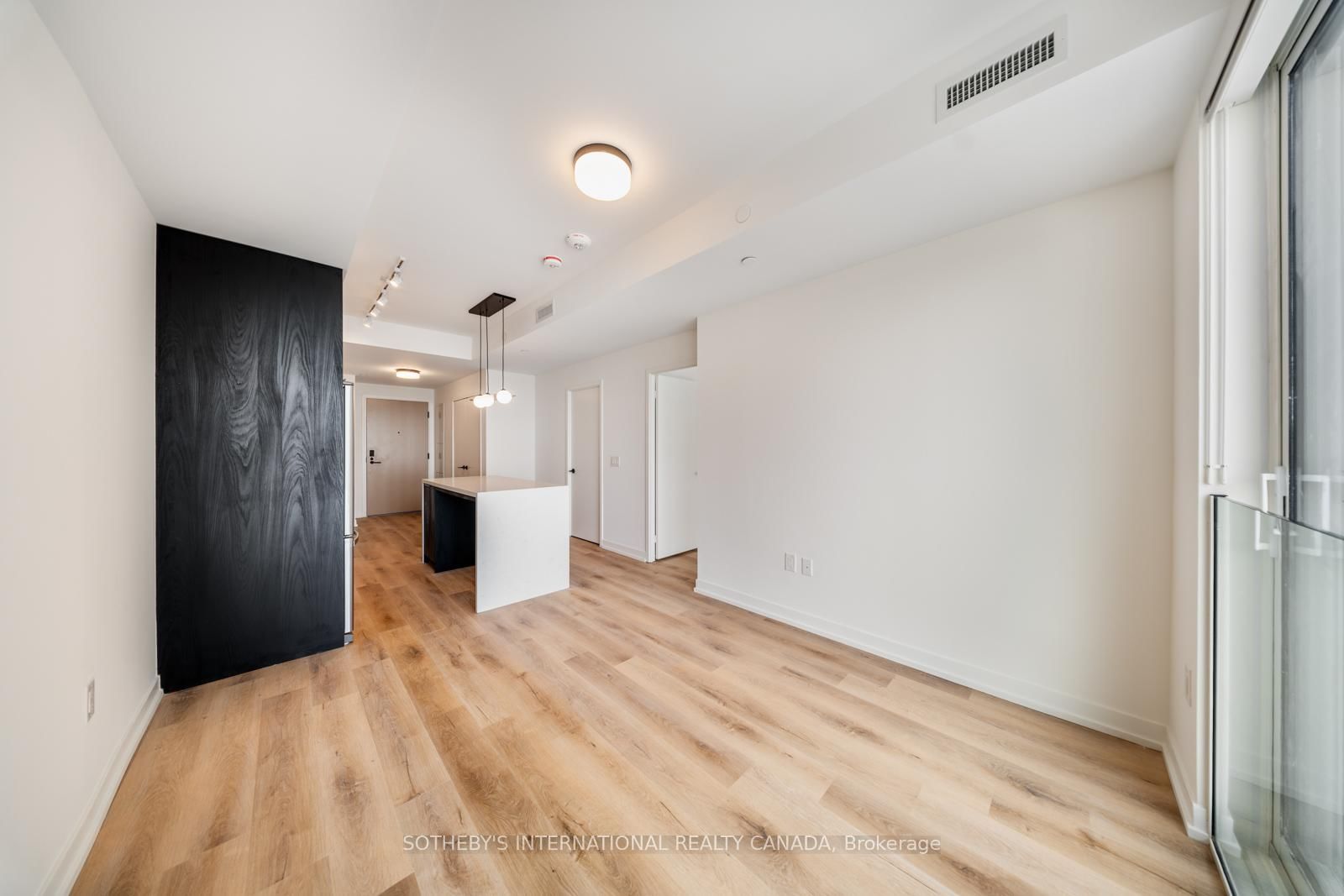 5 York Garden Way, Unit 1701 - Photo 13