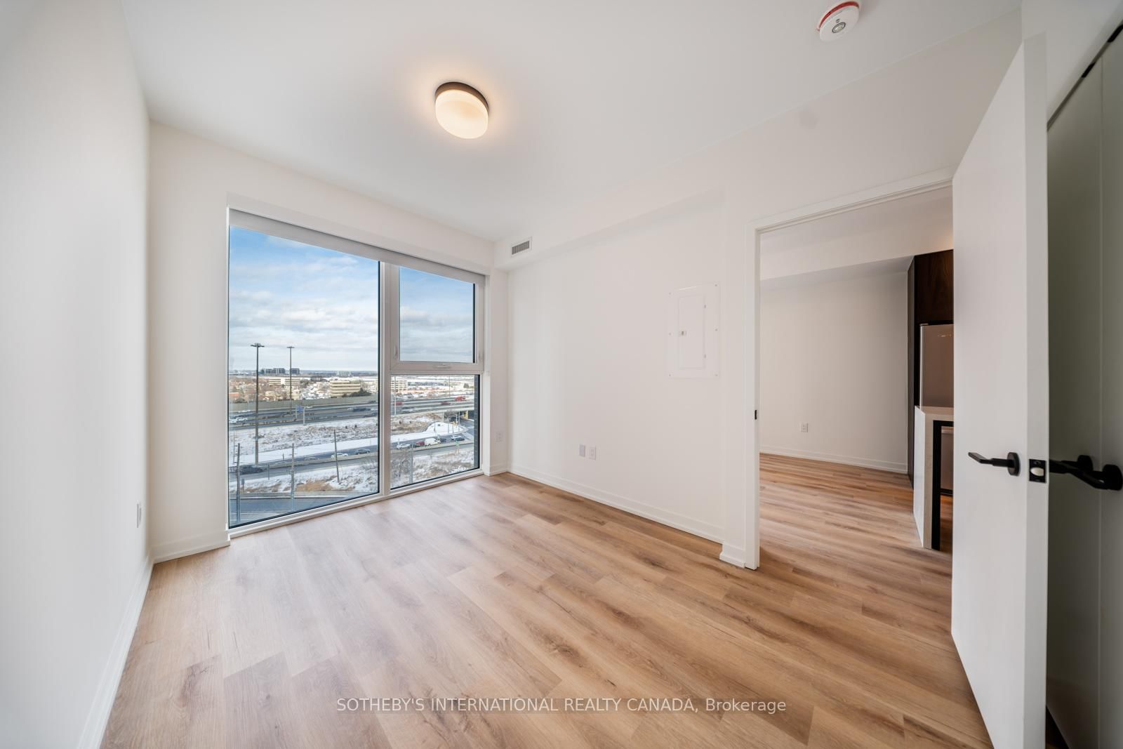 5 York Garden Way, Unit 1701 - Photo 17