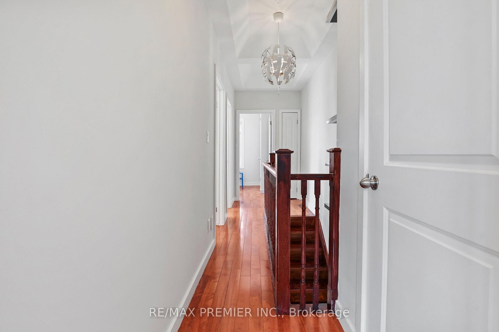 196 Blackthorn Avenue - Photo 16