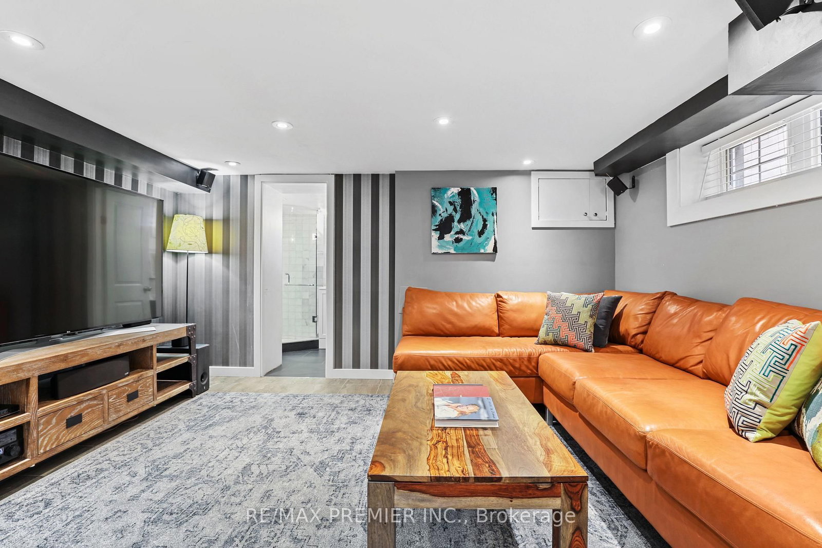 196 Blackthorn Avenue - Photo 23