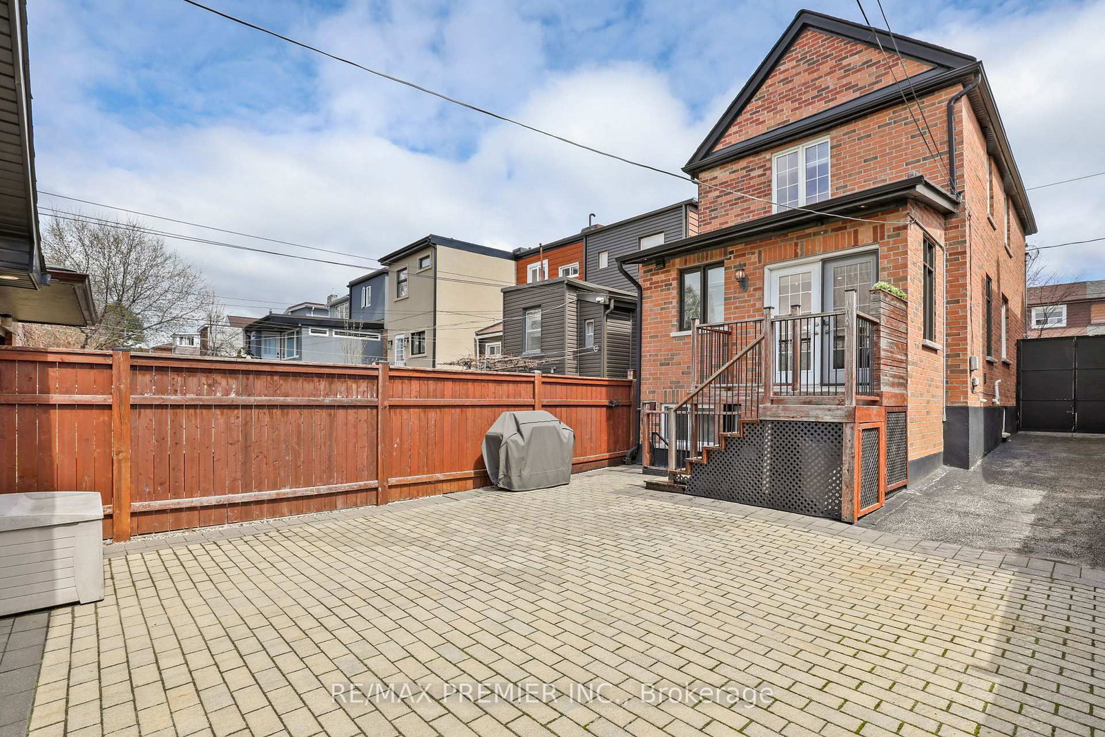 196 Blackthorn Avenue - Photo 29