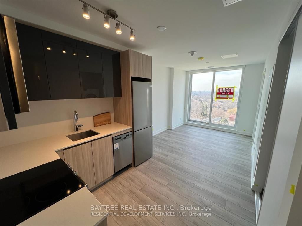 3100 Keele Street, Unit 1102 - Photo 2