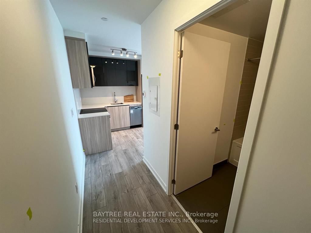 3100 Keele Street, Unit 1102 - Photo 7