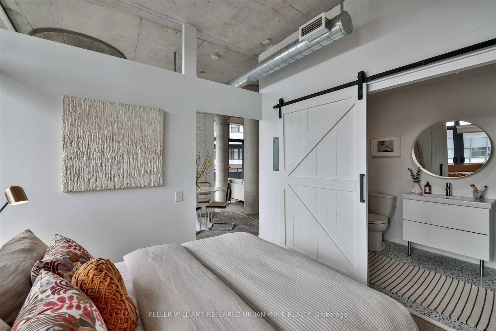 369 Sorauren Avenue, Unit 602 - Photo 29