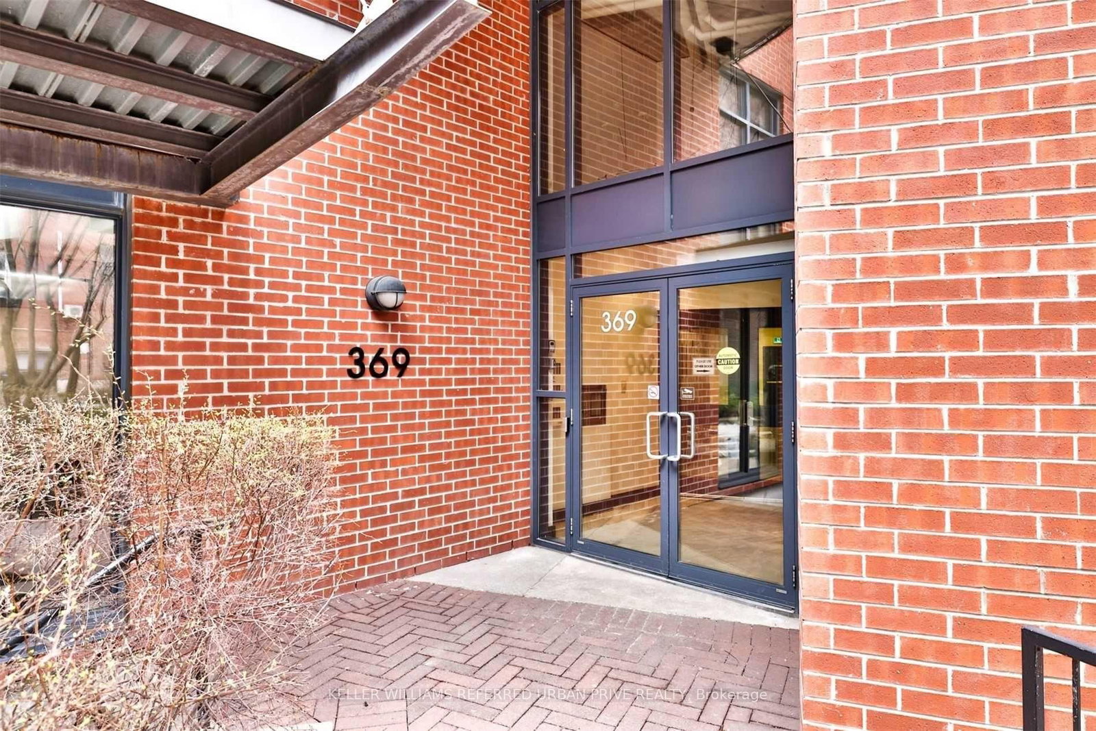 369 Sorauren Avenue, Unit 602 - Photo 33