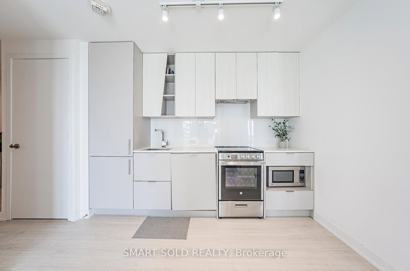 3883 Quartz Road, Unit 1101 - Photo 4