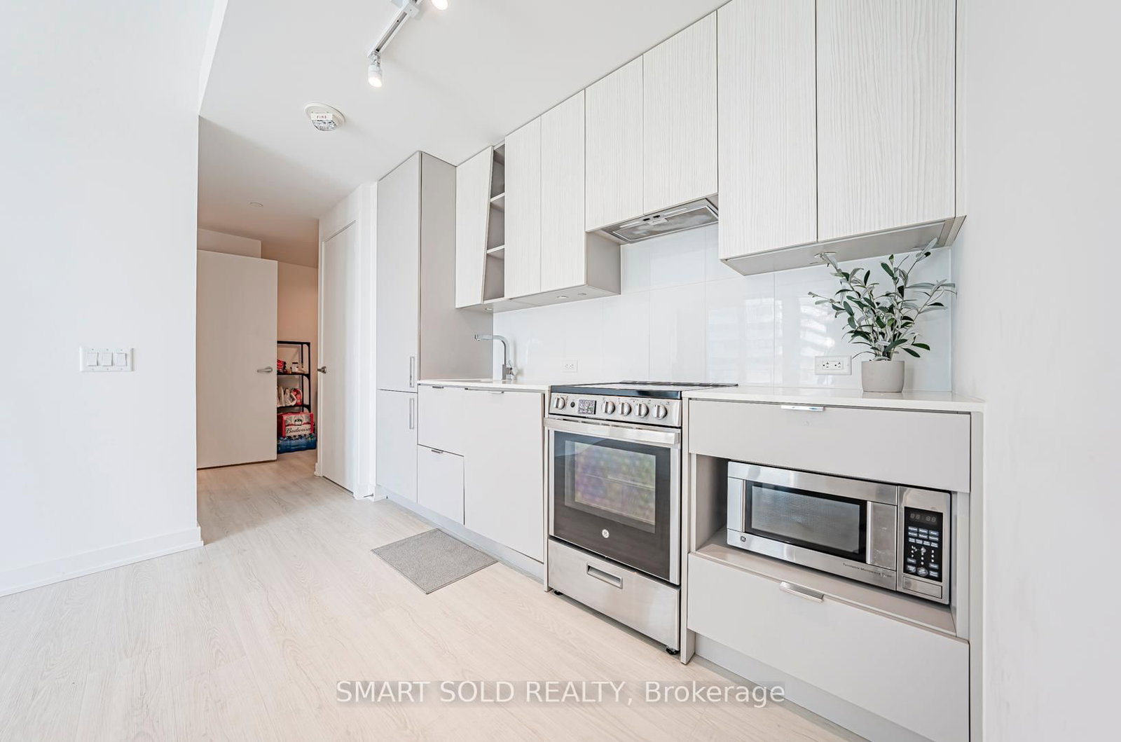 3883 Quartz Road, Unit 1101 - Photo 5