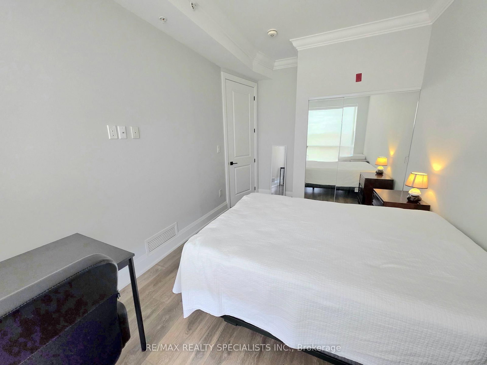 4040 Upper Middle Road, Unit 401 - Photo 15
