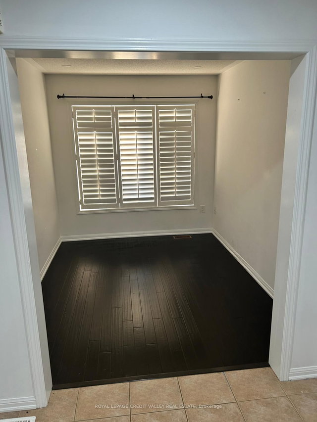 Upper - 29 Robert Parkinson Drive