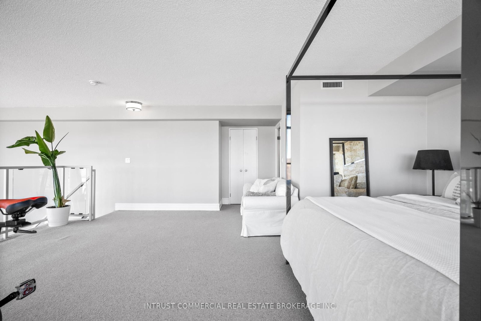 250 Manitoba Street, Unit 627 - Photo 36