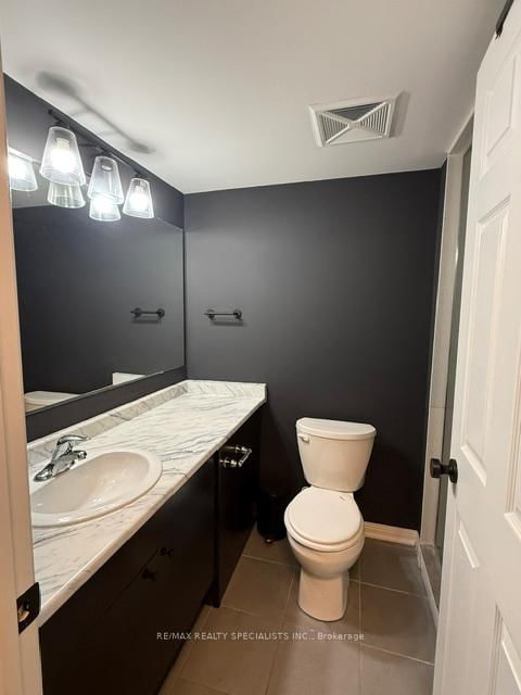 70 BAYCLIFFE Crescent, Unit 203 - Photo 10