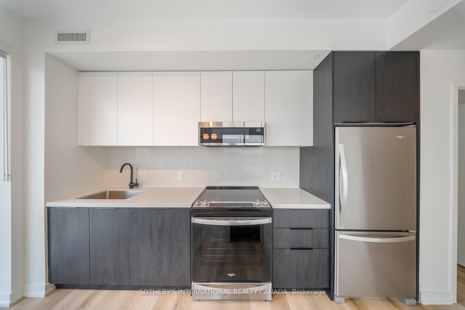 5 York Garden Way, Unit 502 - Photo 14