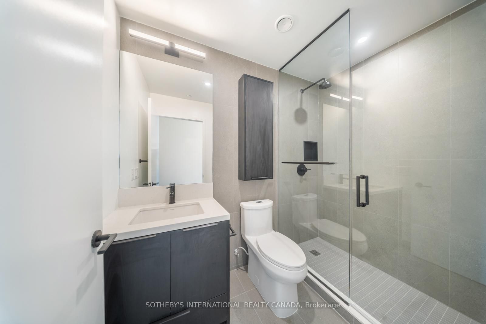 5 York Garden Way, Unit 502 - Photo 27