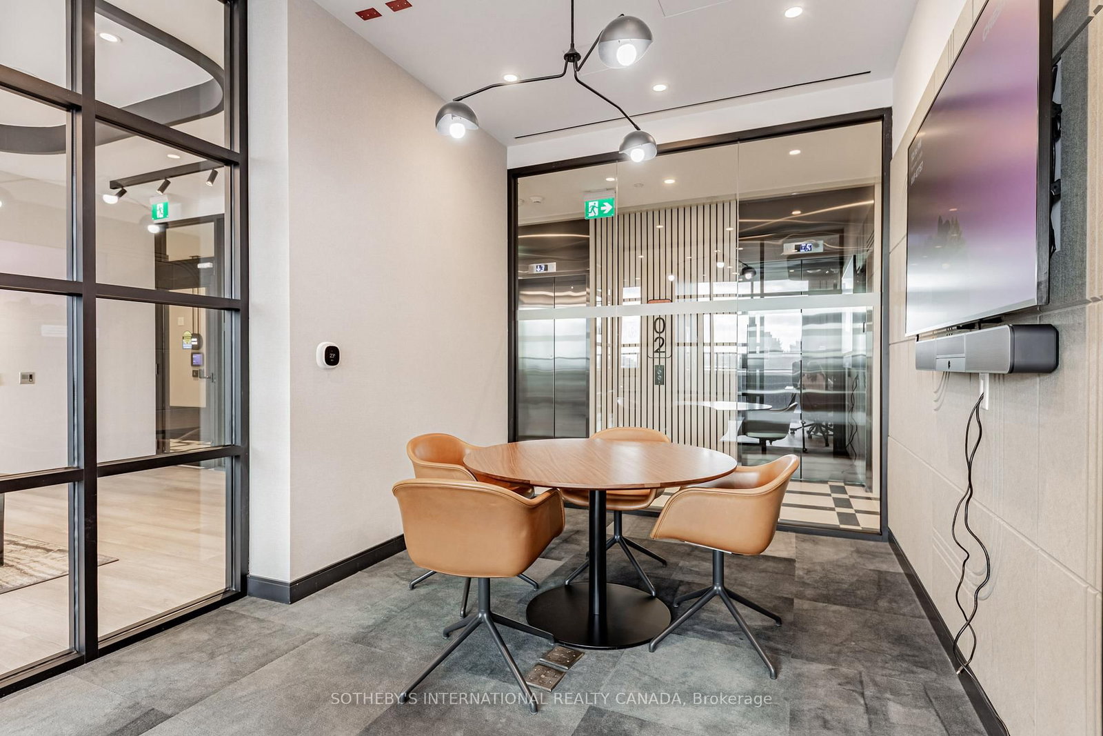 5 York Garden Way, Unit 608 - Photo 18