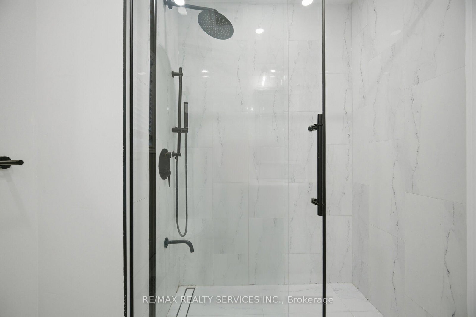 130 Yuile Court - Photo 36