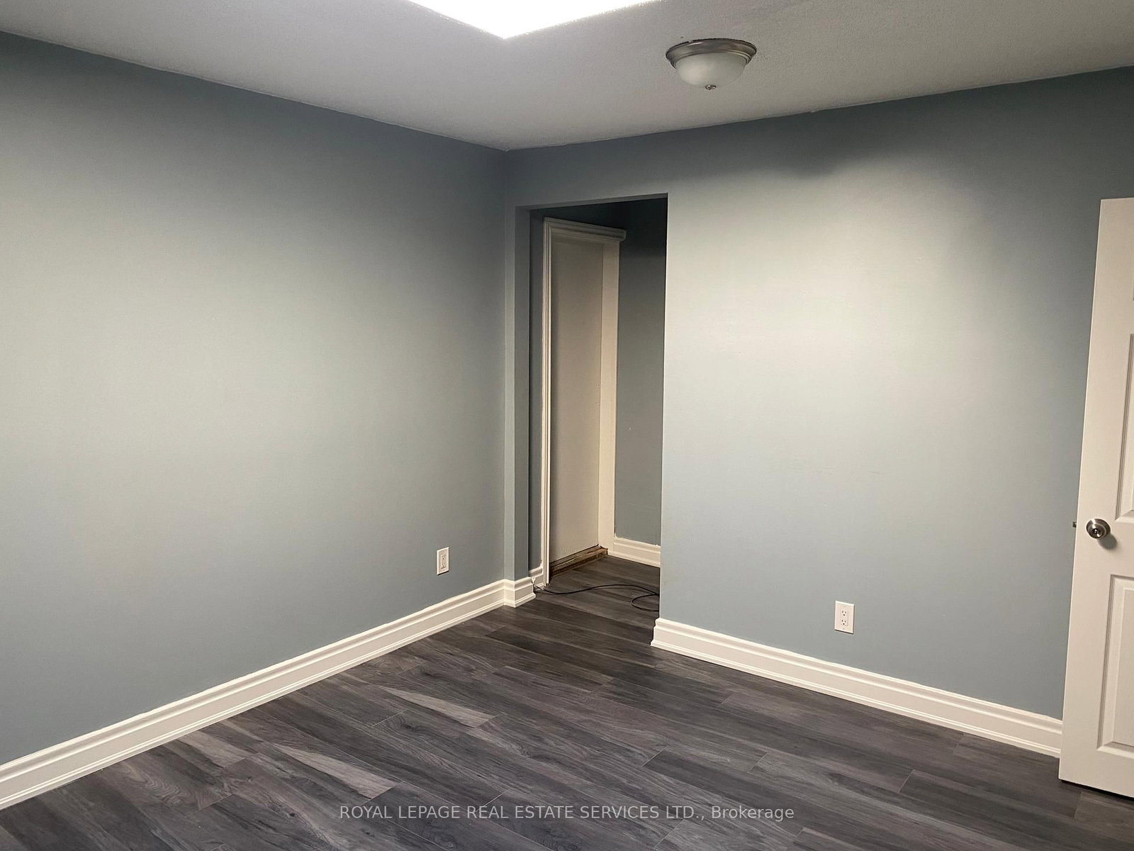 3874A Bloor Street W, Unit 2 - Photo 10