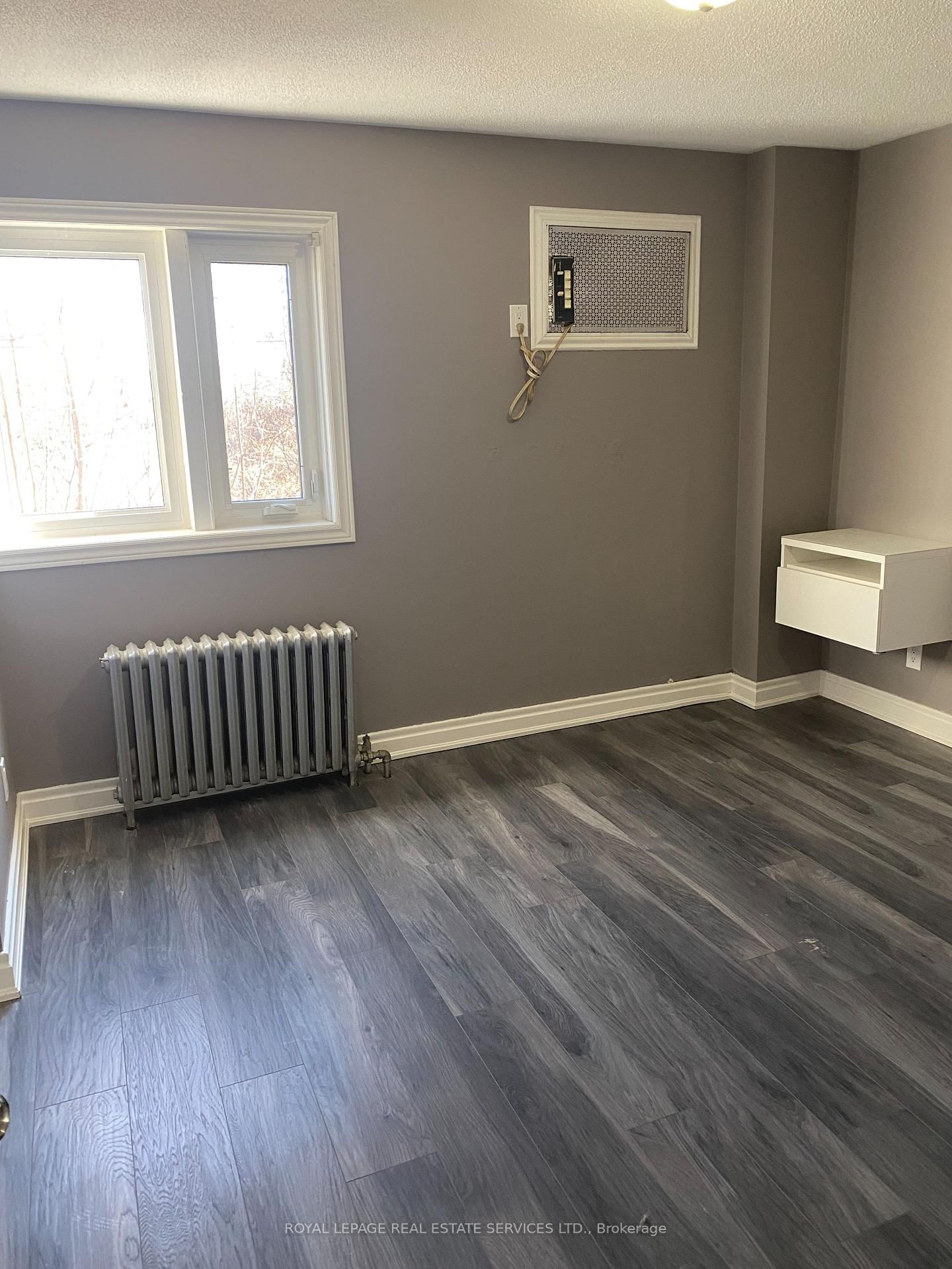 3874A Bloor Street W, Unit 2 - Photo 12