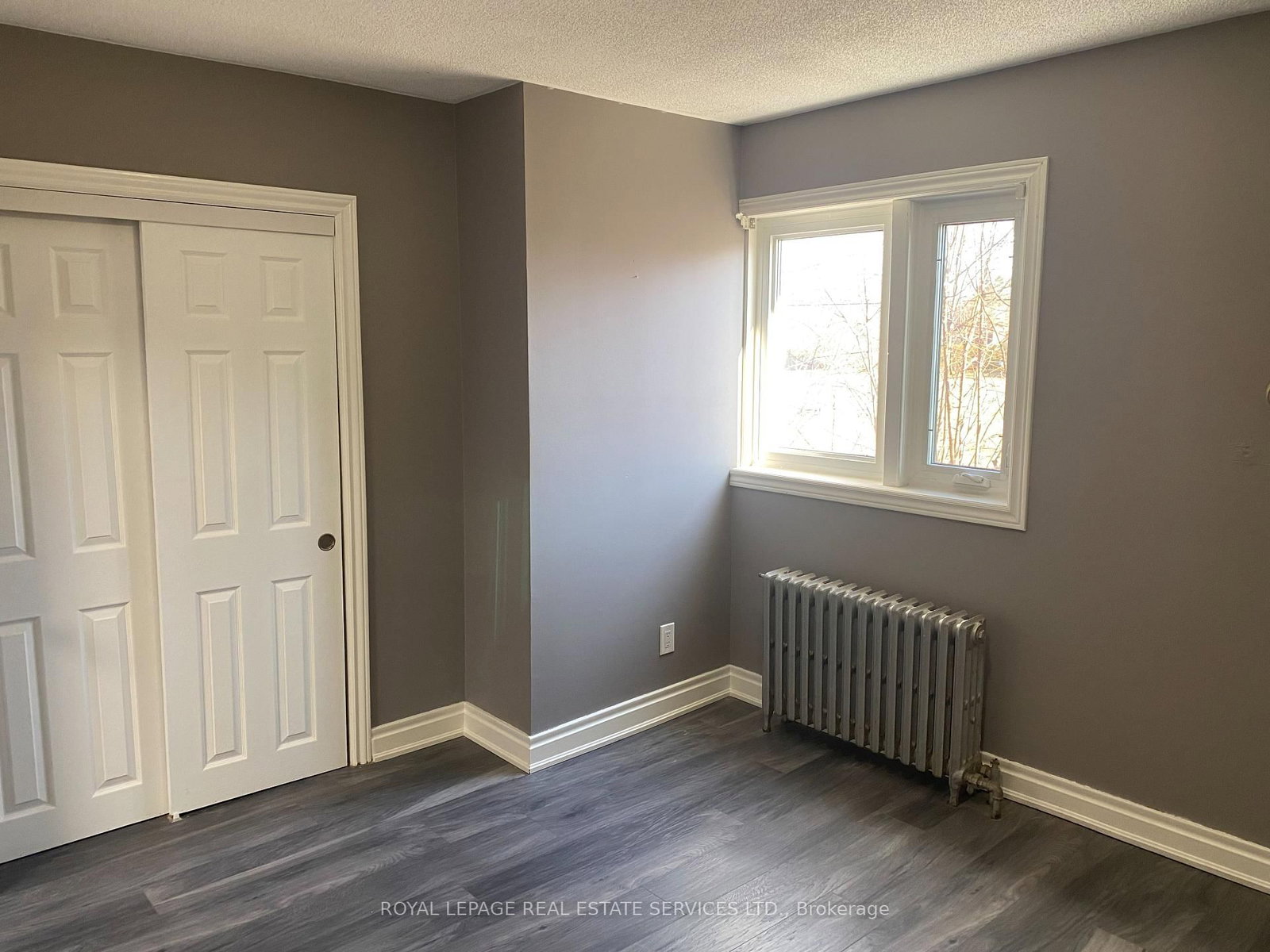 3874A Bloor Street W, Unit 2 - Photo 8