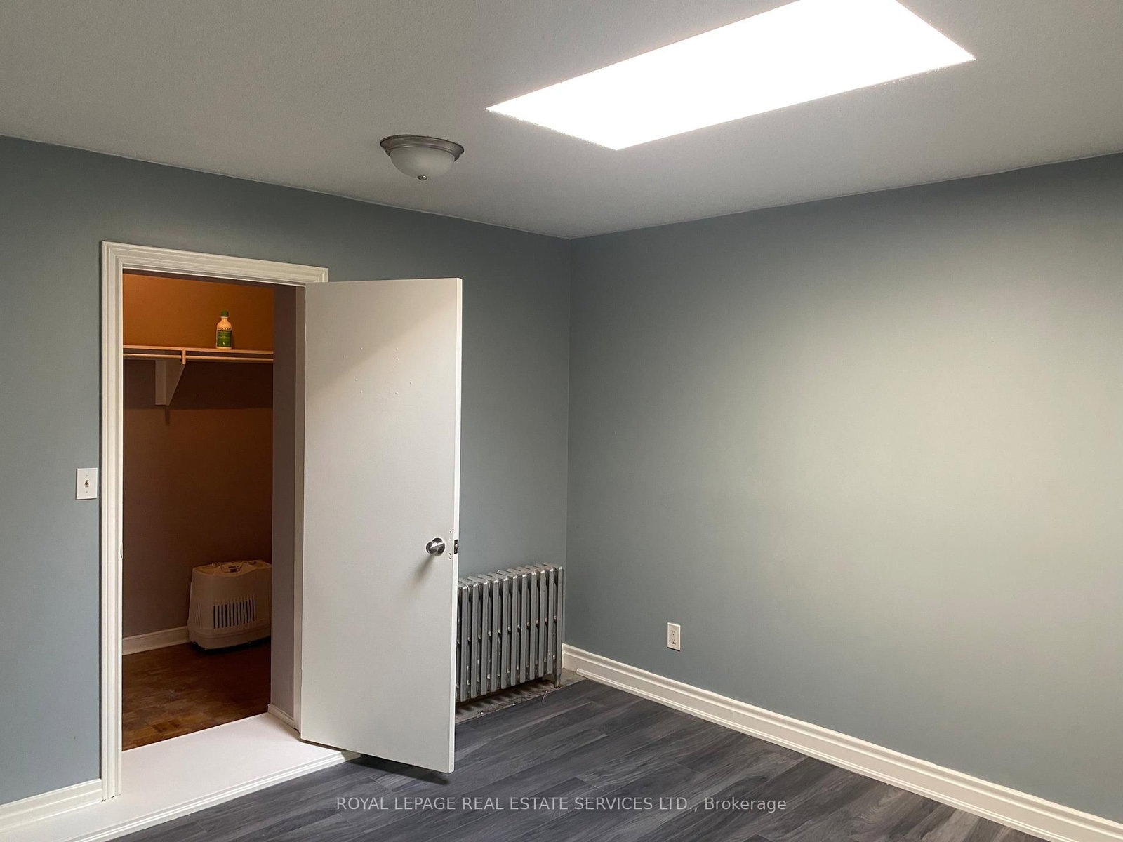 3874A Bloor Street W, Unit 2 - Photo 9