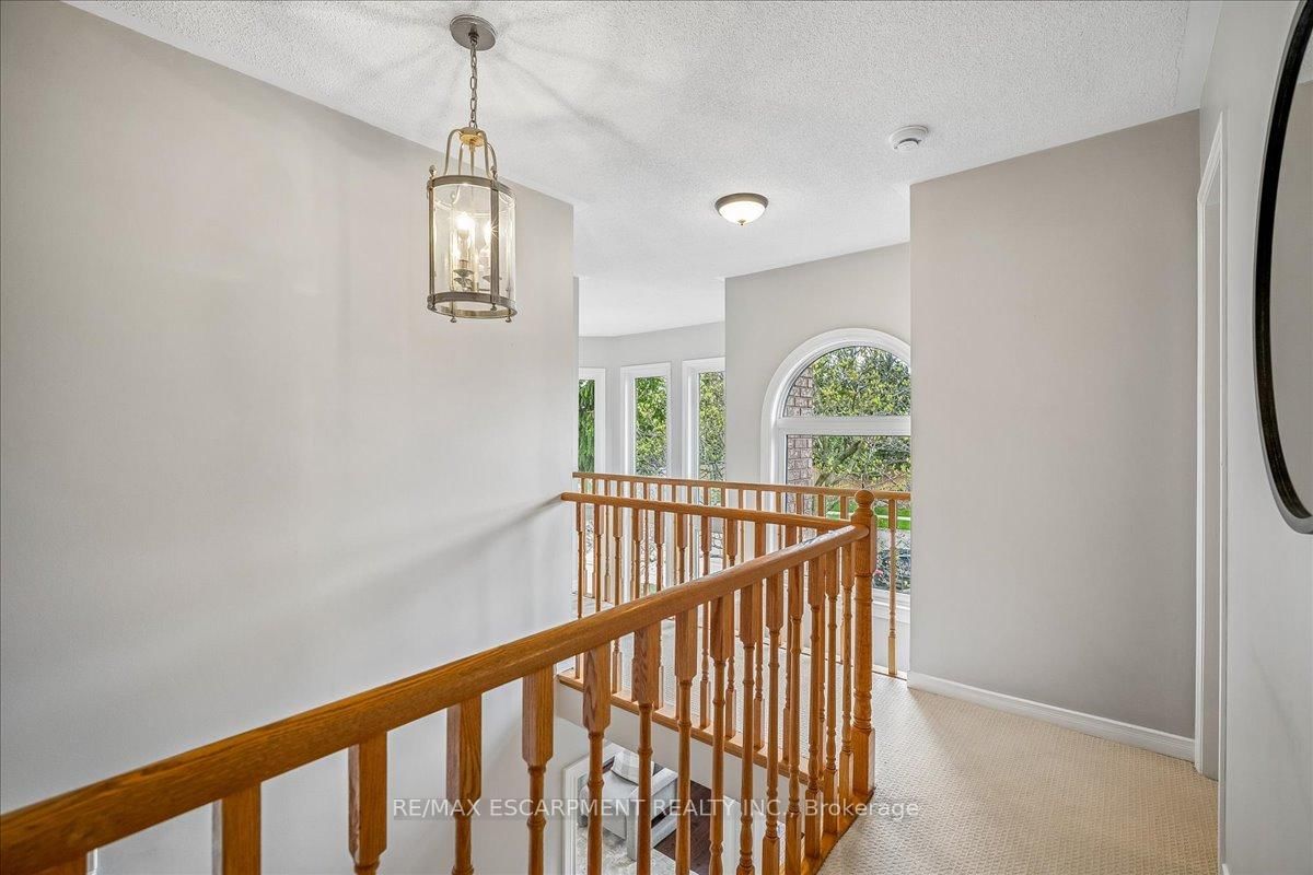 1257 McCraney Street E - Photo 28