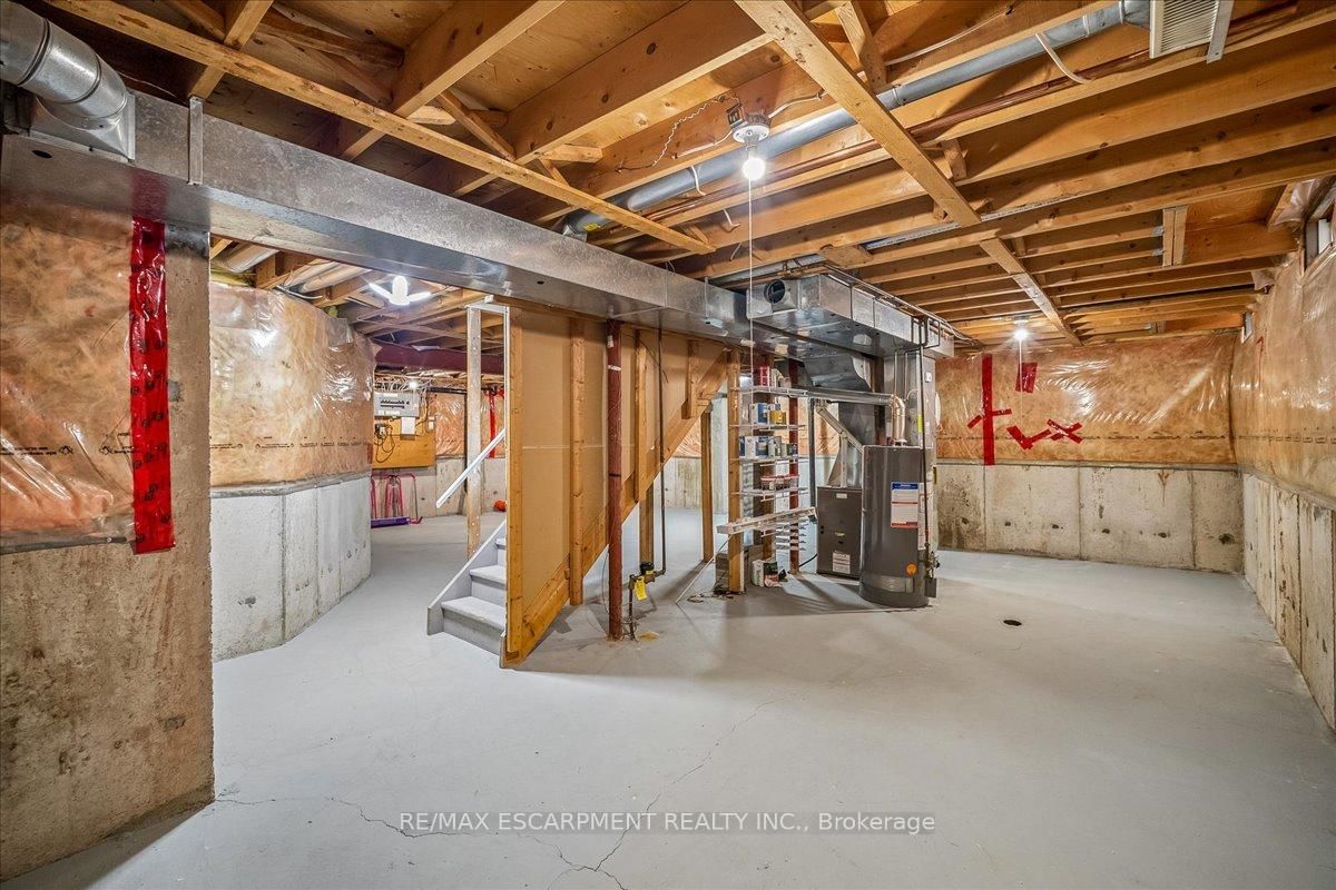 1257 McCraney Street E - Photo 33
