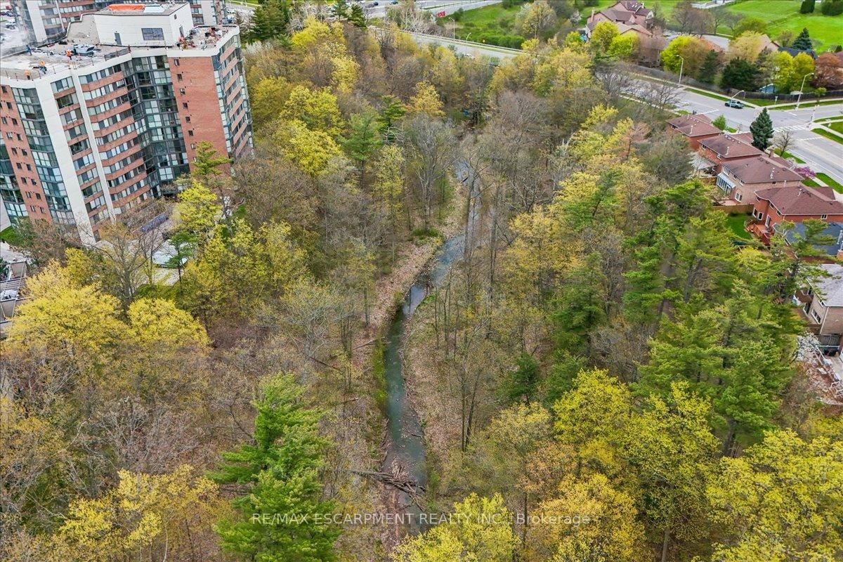 1257 McCraney Street E - Photo 46