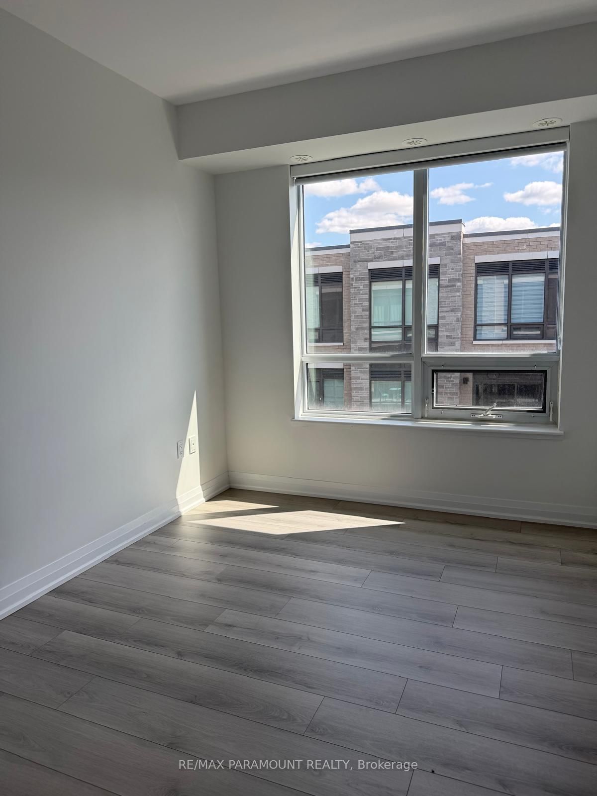 85 Attmar Drive, Unit 330 - Photo 14