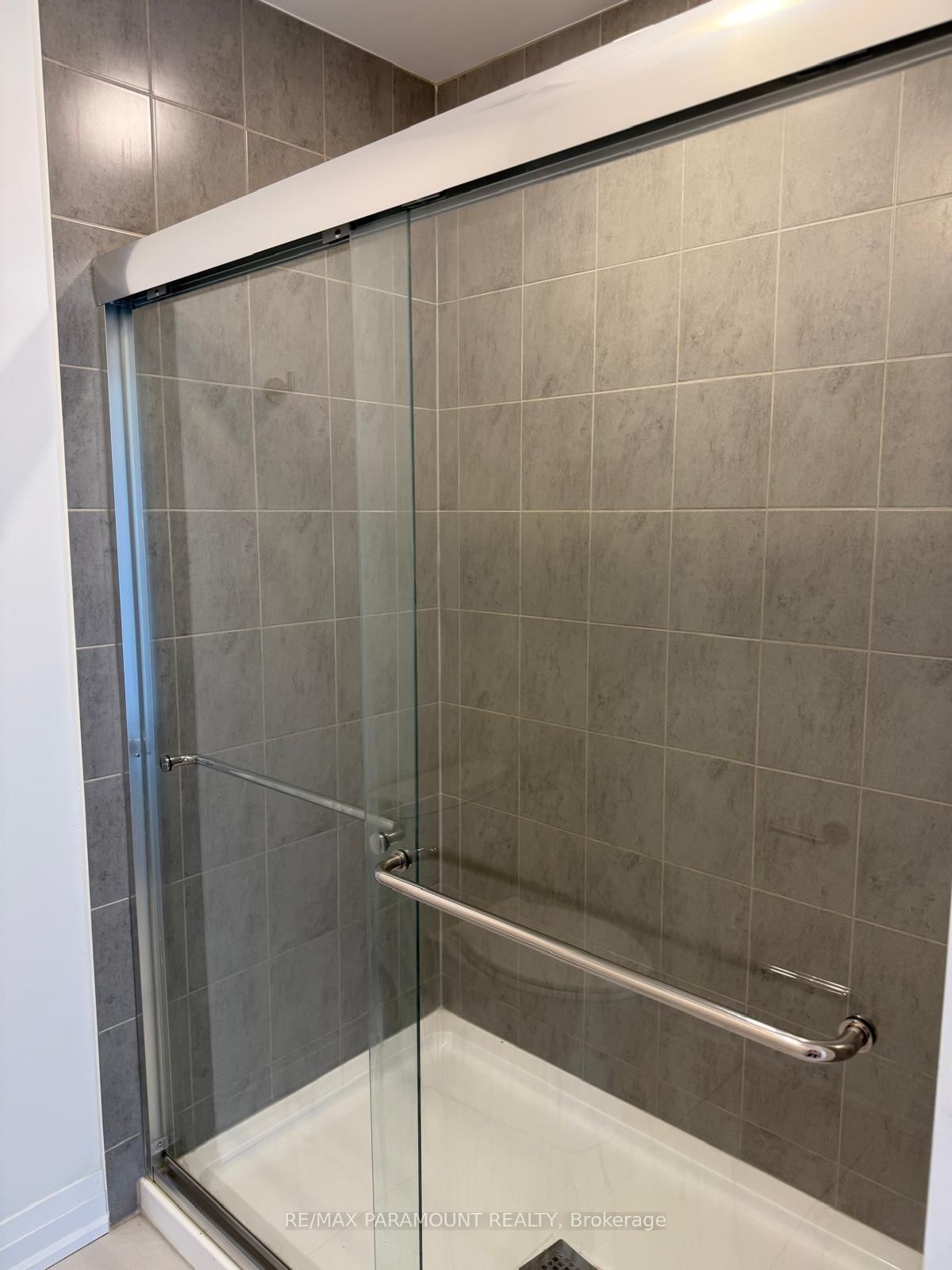 85 Attmar Drive, Unit 330 - Photo 24