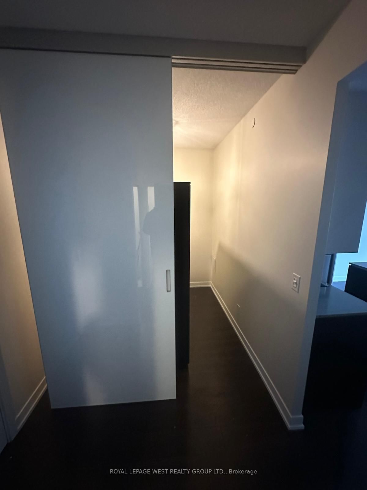 1830 E Bloor St. W Street E, Unit 402 - Photo 4