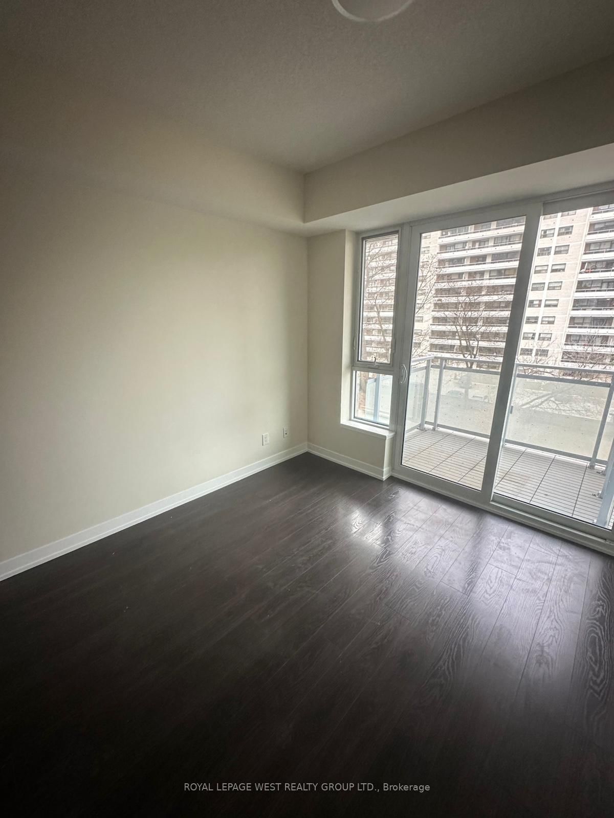 1830 E Bloor St. W Street E, Unit 402 - Photo 9