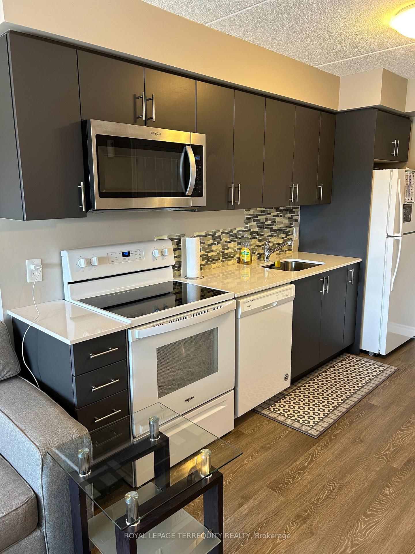 716 Main Street E, Unit 512 - Photo 10