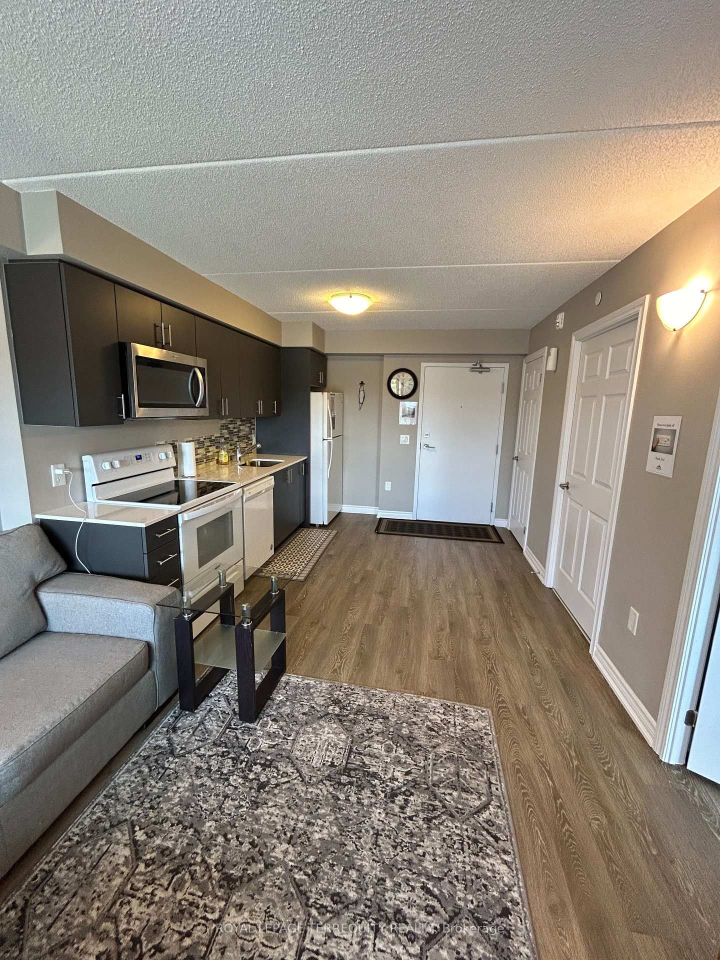 716 Main Street E, Unit 512 - Photo 12