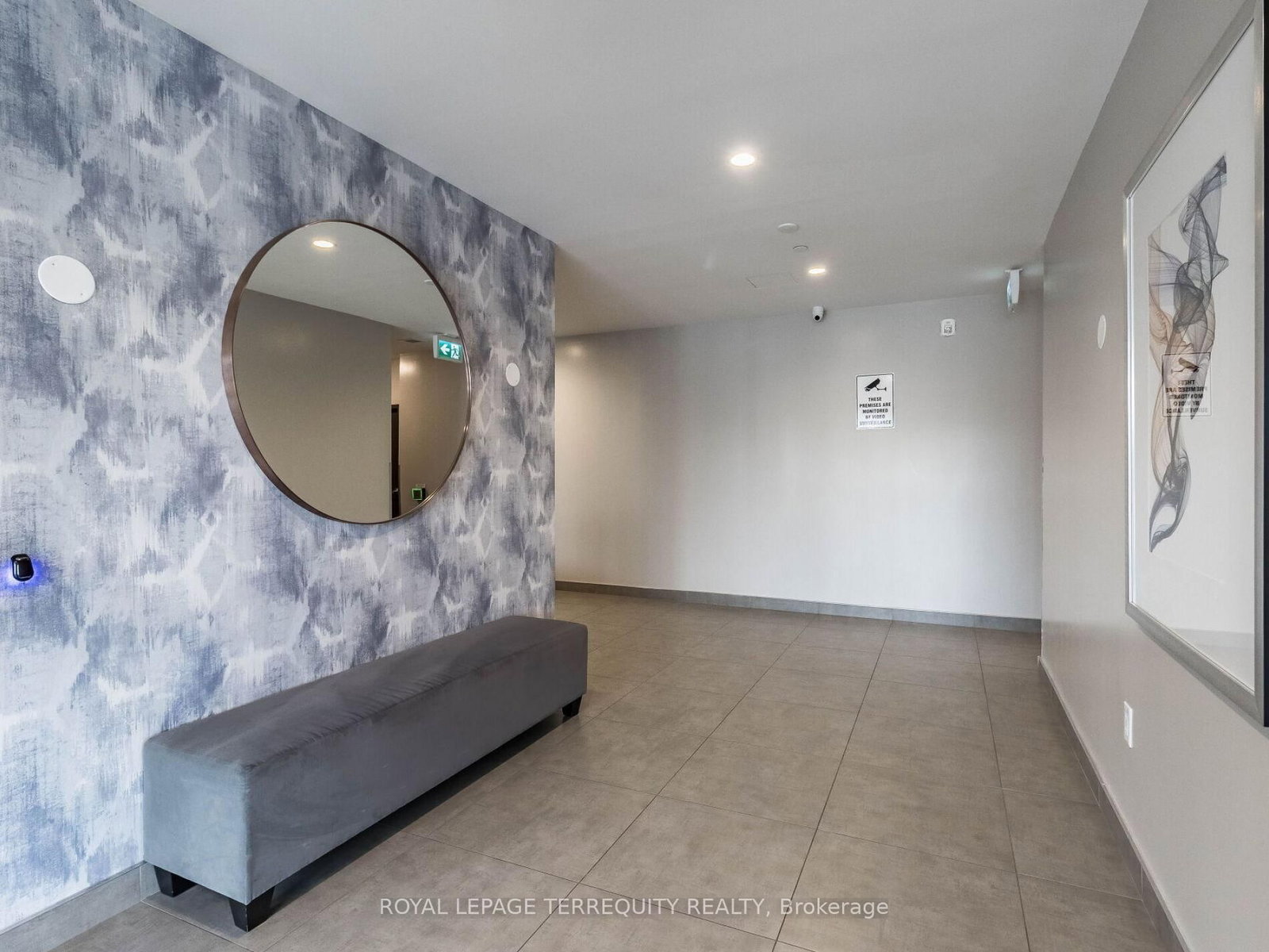 716 Main Street E, Unit 512 - Photo 3