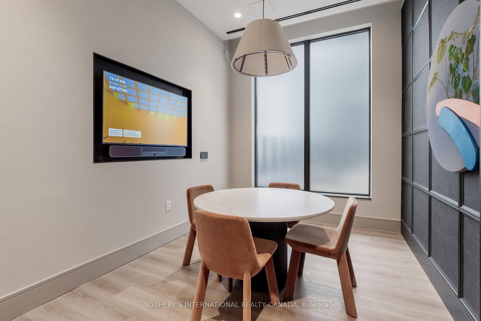 29 York Garden Way, Unit 1609 - Photo 25