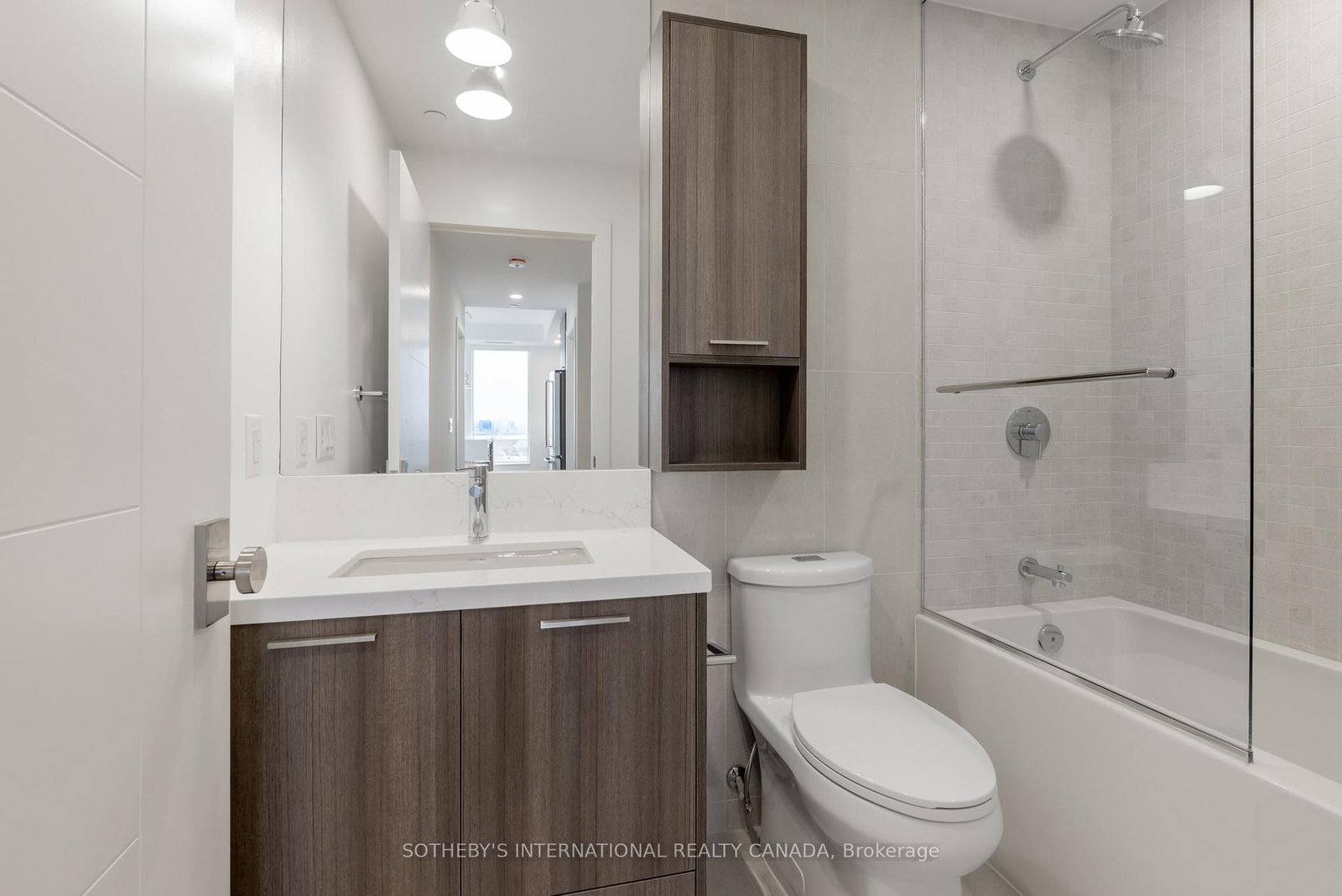 31 York Garden Way, Unit 808 - Photo 41