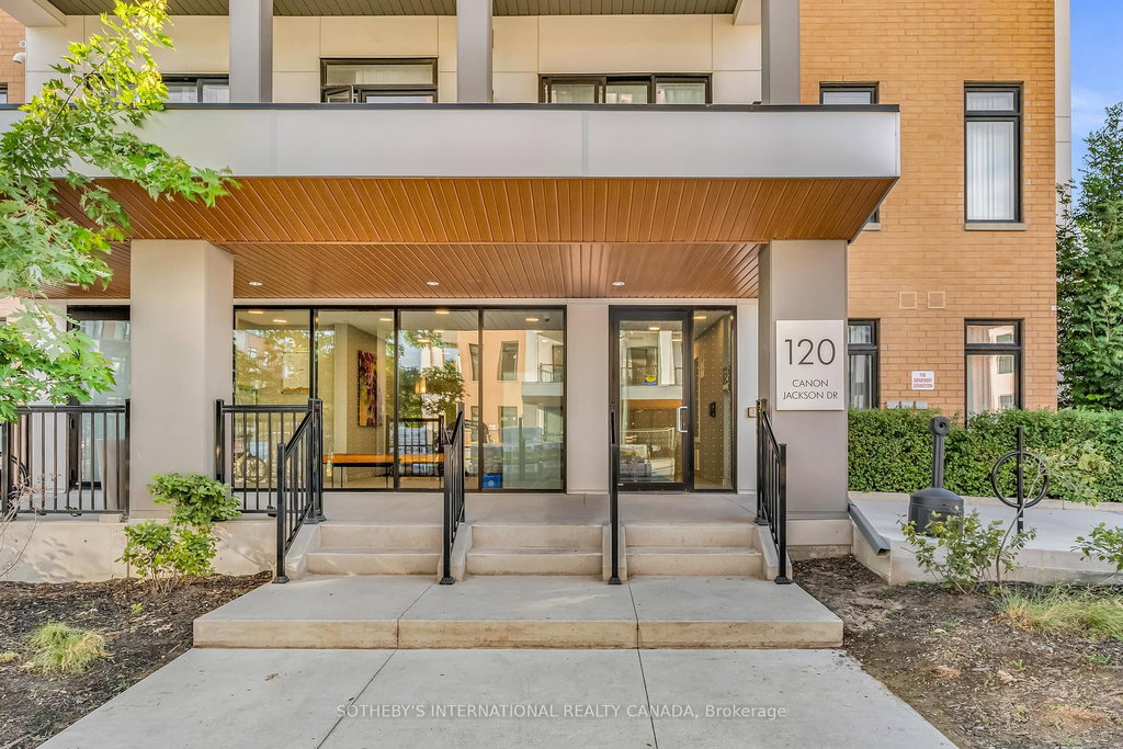 406 - 120 Canon Jackson Drive 3