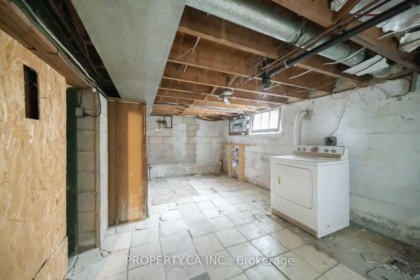 46 McMurchy Avenue N - Photo 18