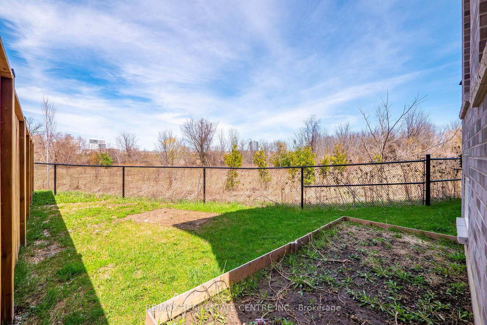 423 Royal West Drive - Photo 46