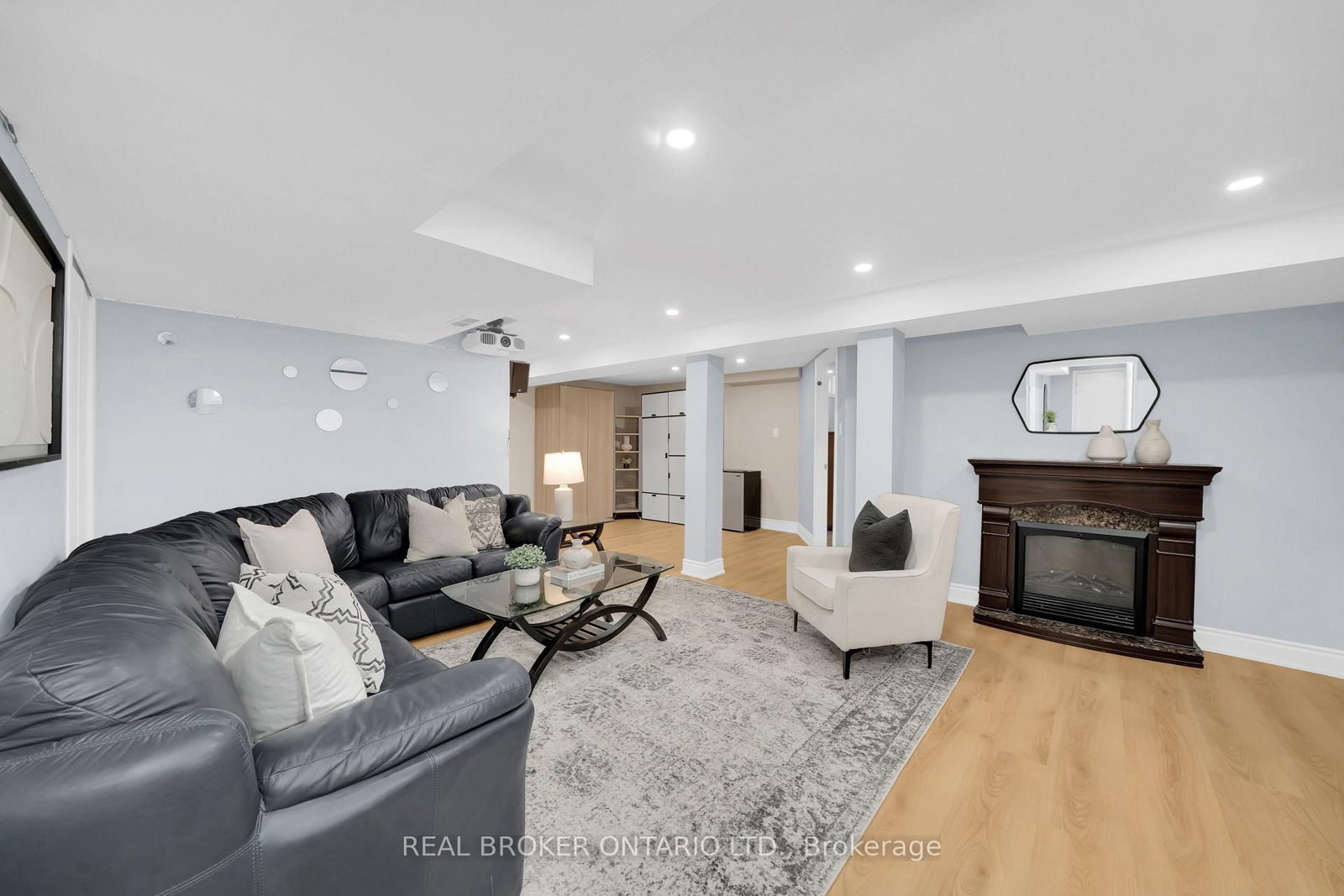 217 Ellis Crescent - Photo 27