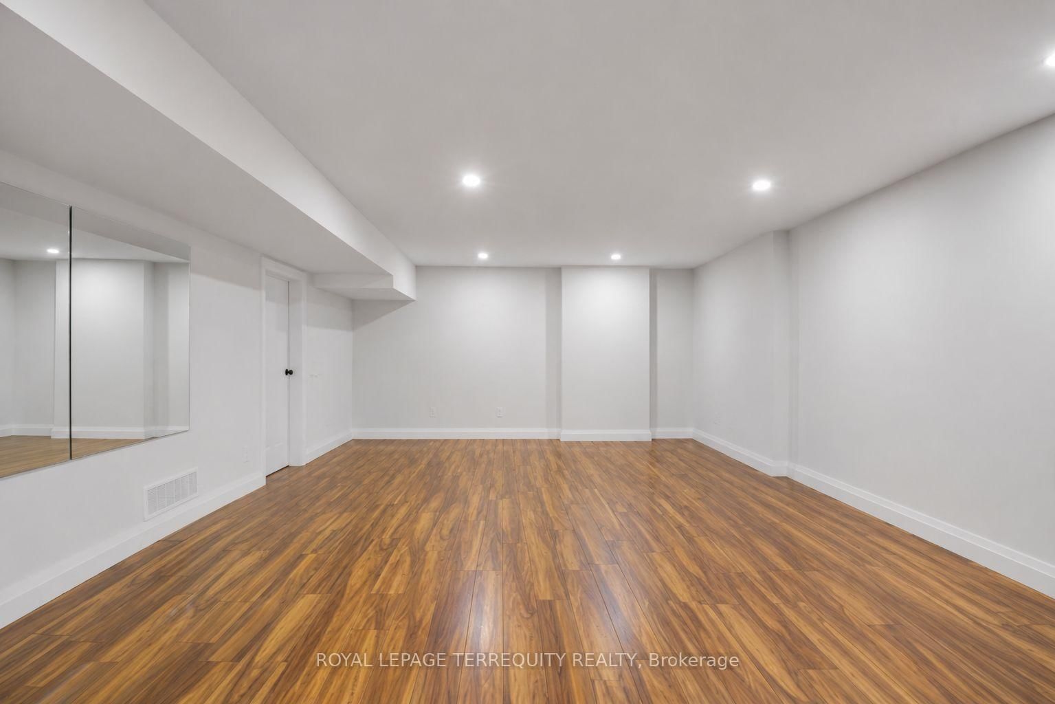 716 North Shore Boulevard E - Photo 22