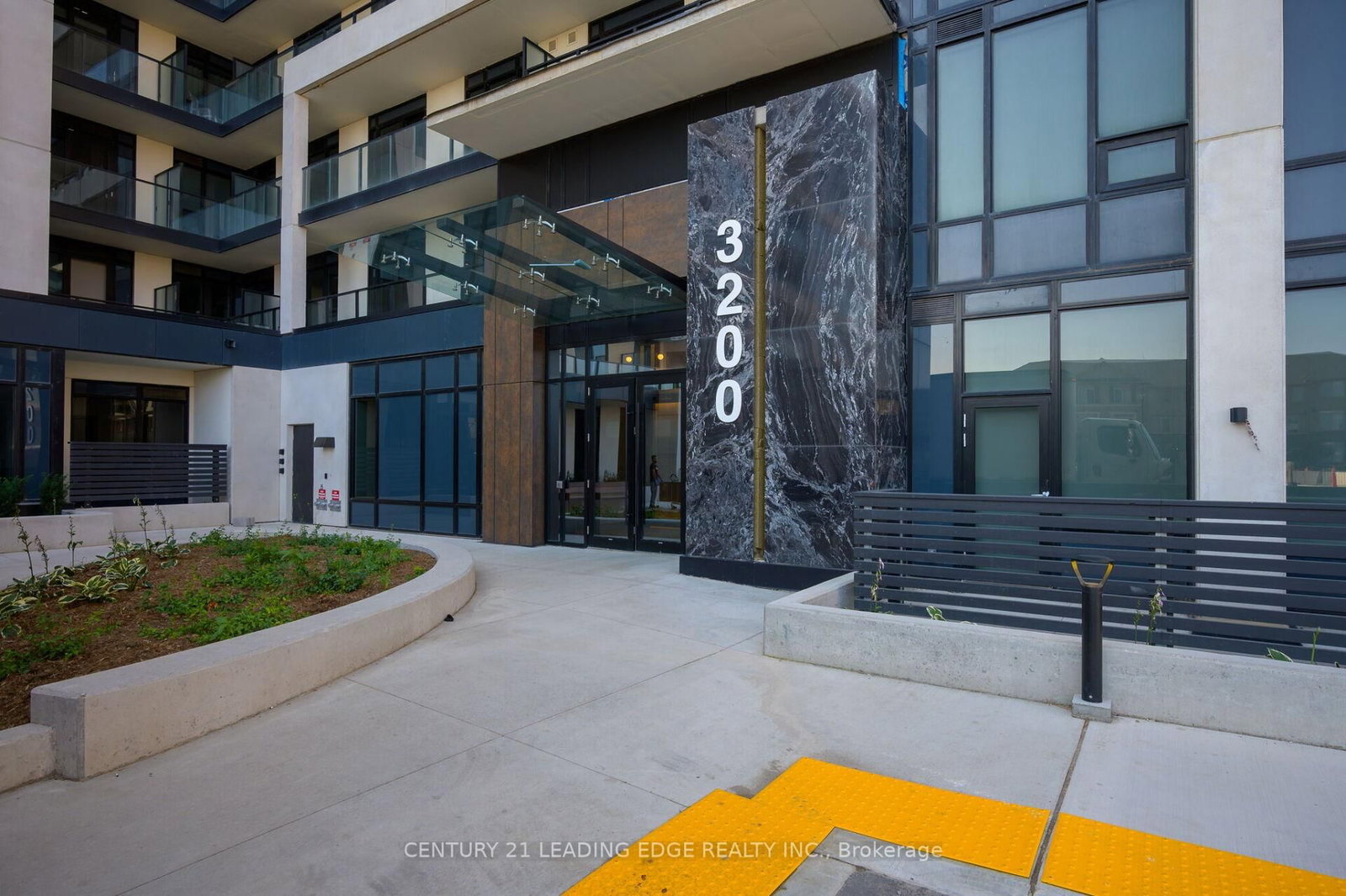 3200 William Coltson Avenue, Unit 825 - Photo 6