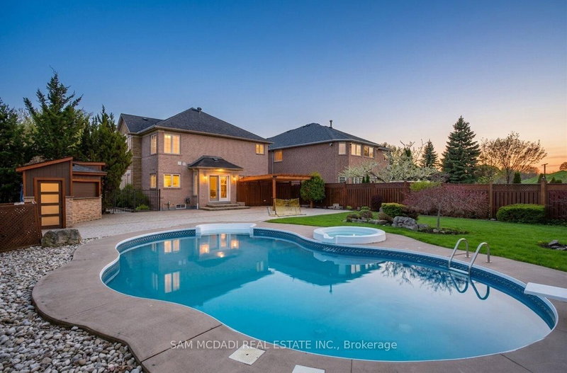 1159 Barnswallow Crt, Mississauga, Ontario