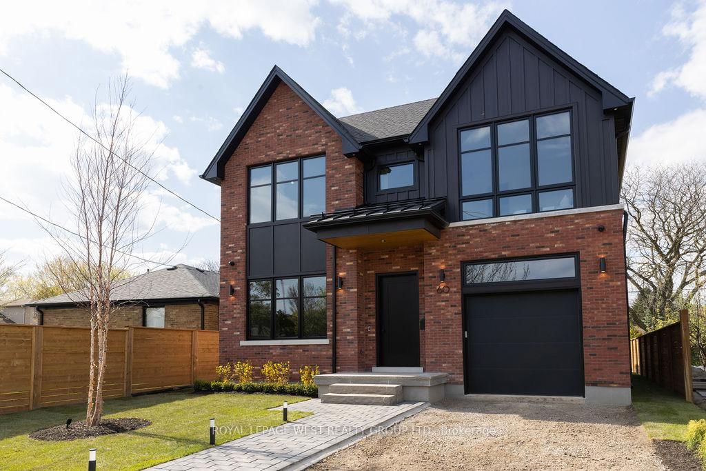 Detached House for sale at 60 Athol Avenue, Toronto, Ontario, M8Z 2A8 - Stonegate-Queensway - MLS: W13112616