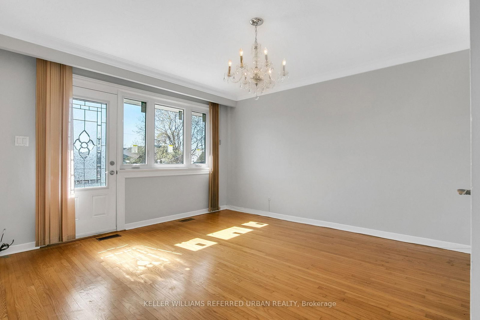 663 Brock Avenue - Photo 23