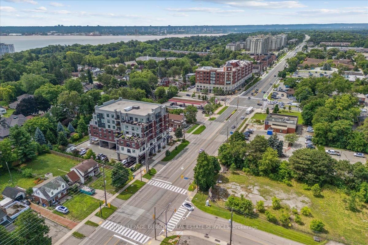34 Plains Road E, Unit 408 - Photo 44
