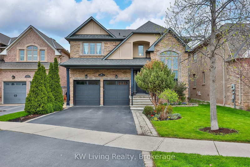 2327 Gladacres Lane E, Oakville, Ontario
