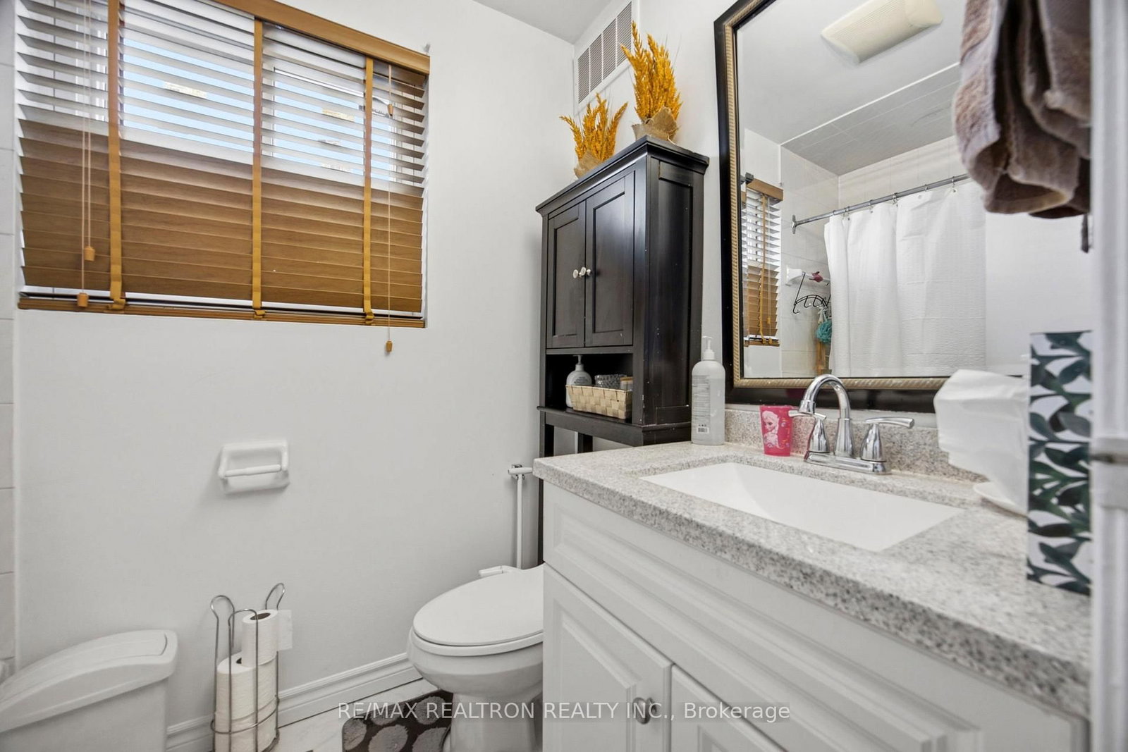 12 San Vito Way • Toronto, ON photo 22